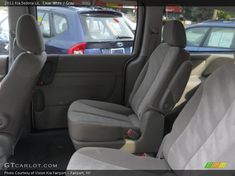 Clear White / Gray 2011 Kia Sedona LX