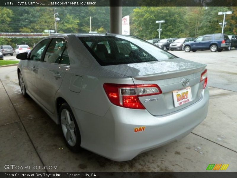 Classic Silver Metallic / Black 2012 Toyota Camry SE