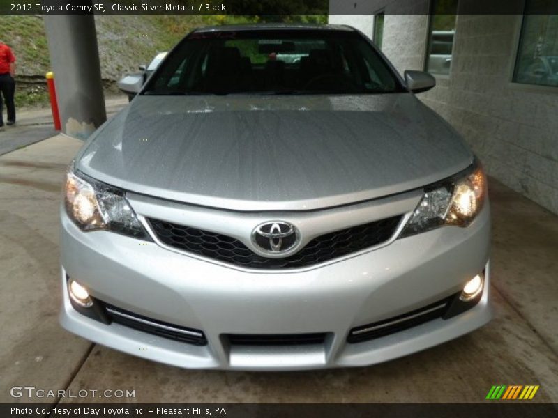 Classic Silver Metallic / Black 2012 Toyota Camry SE