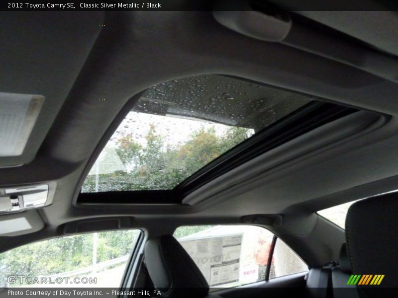 Sunroof of 2012 Camry SE