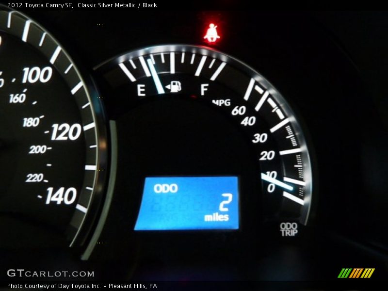 Classic Silver Metallic / Black 2012 Toyota Camry SE