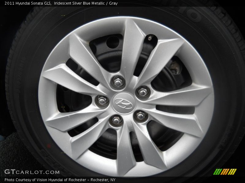 Iridescent Silver Blue Metallic / Gray 2011 Hyundai Sonata GLS