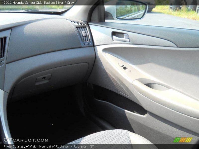 Radiant Silver / Gray 2011 Hyundai Sonata GLS