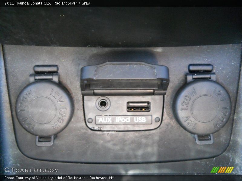 Radiant Silver / Gray 2011 Hyundai Sonata GLS