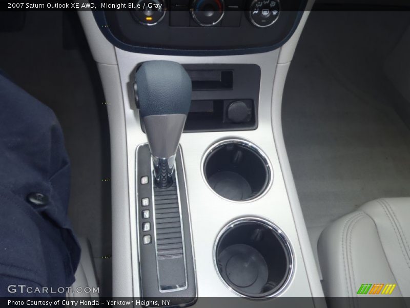  2007 Outlook XE AWD 6 Speed Automatic Shifter
