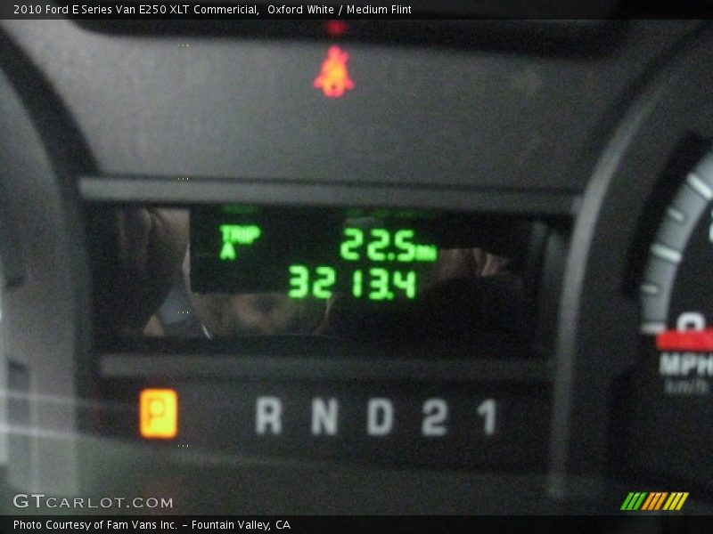 Oxford White / Medium Flint 2010 Ford E Series Van E250 XLT Commericial
