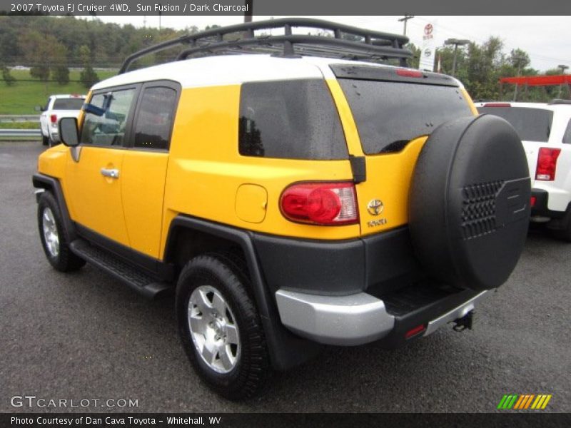 Sun Fusion / Dark Charcoal 2007 Toyota FJ Cruiser 4WD