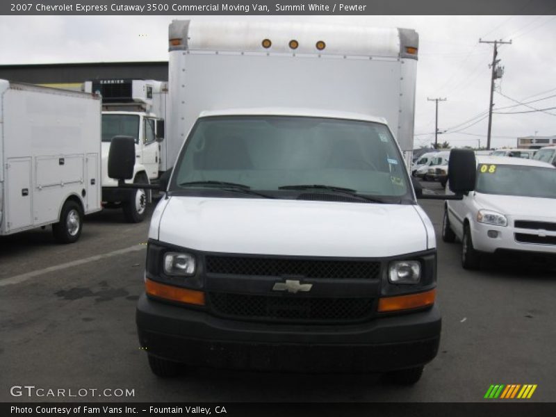 Summit White / Pewter 2007 Chevrolet Express Cutaway 3500 Commercial Moving Van