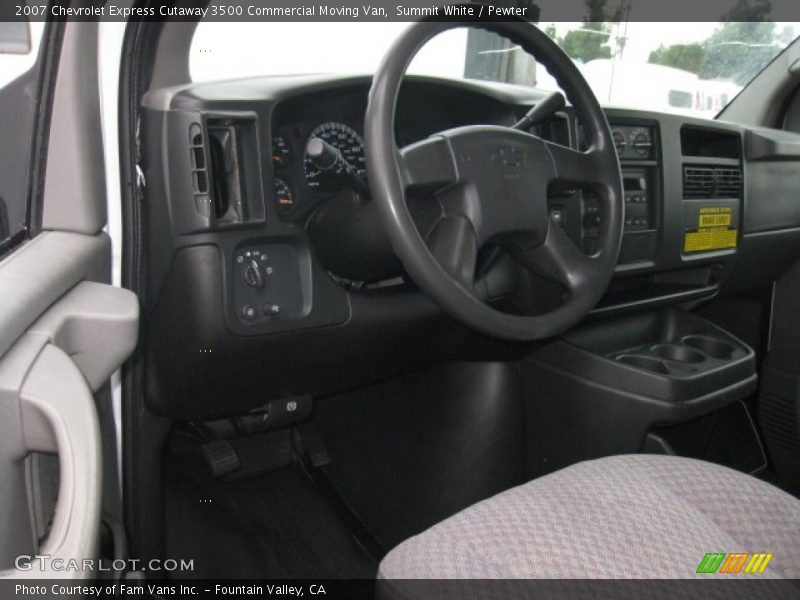 Summit White / Pewter 2007 Chevrolet Express Cutaway 3500 Commercial Moving Van