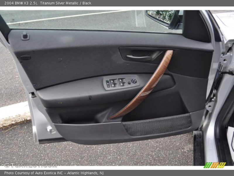 Titanium Silver Metallic / Black 2004 BMW X3 2.5i