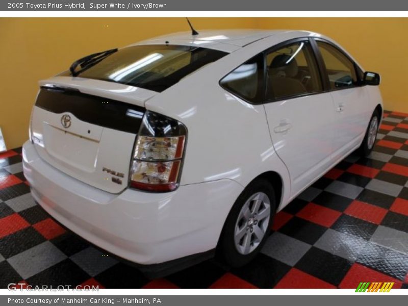 Super White / Ivory/Brown 2005 Toyota Prius Hybrid