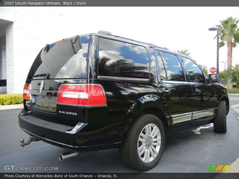 Black / Stone 2007 Lincoln Navigator Ultimate