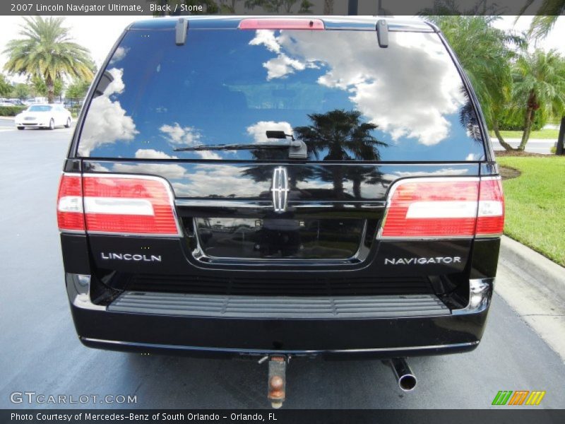 Black / Stone 2007 Lincoln Navigator Ultimate