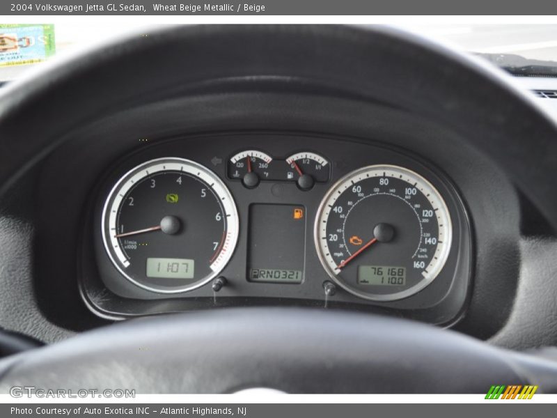 Wheat Beige Metallic / Beige 2004 Volkswagen Jetta GL Sedan