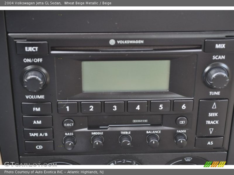 Audio System of 2004 Jetta GL Sedan