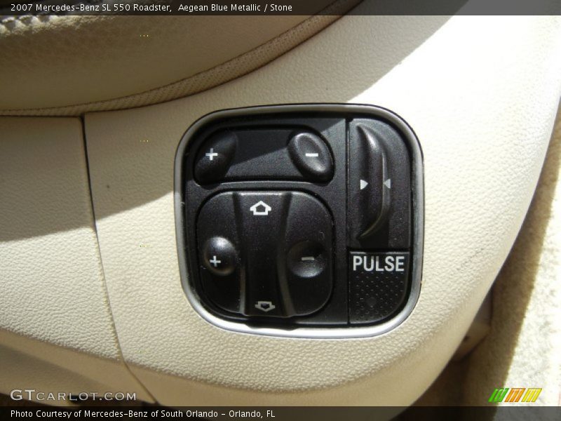 Controls of 2007 SL 550 Roadster