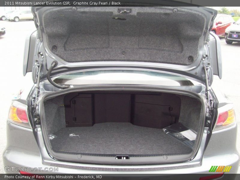  2011 Lancer Evolution GSR Trunk