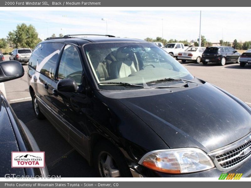 Black / Medium Parchment 2000 Ford Windstar SEL