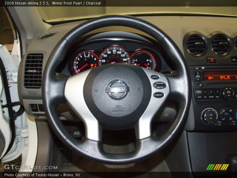 Winter Frost Pearl / Charcoal 2009 Nissan Altima 2.5 S