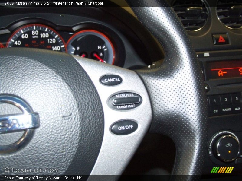 Winter Frost Pearl / Charcoal 2009 Nissan Altima 2.5 S