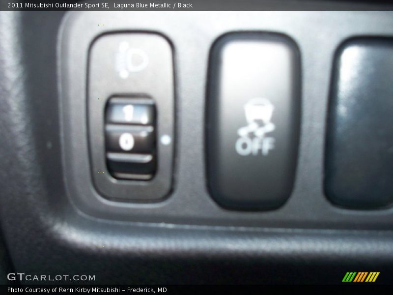 Laguna Blue Metallic / Black 2011 Mitsubishi Outlander Sport SE