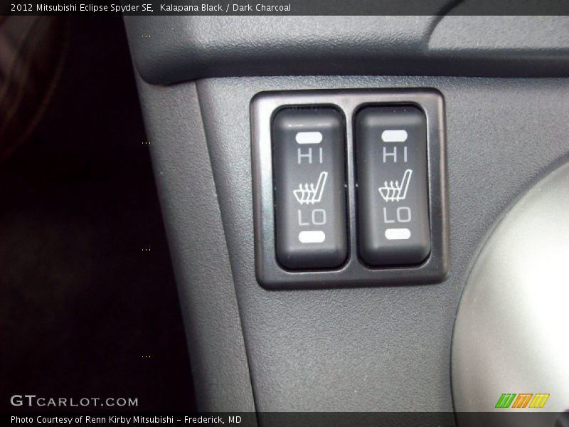 Controls of 2012 Eclipse Spyder SE