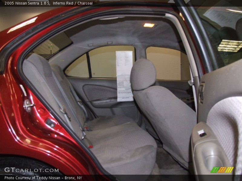 Inferno Red / Charcoal 2005 Nissan Sentra 1.8 S