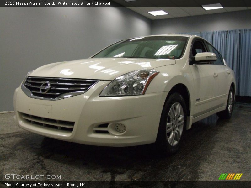 Winter Frost White / Charcoal 2010 Nissan Altima Hybrid