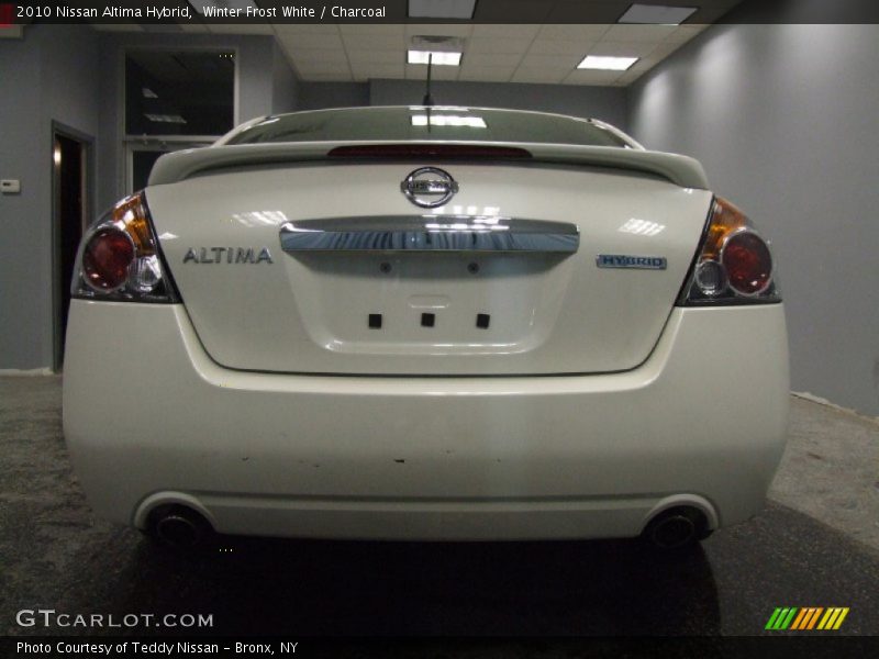 Winter Frost White / Charcoal 2010 Nissan Altima Hybrid