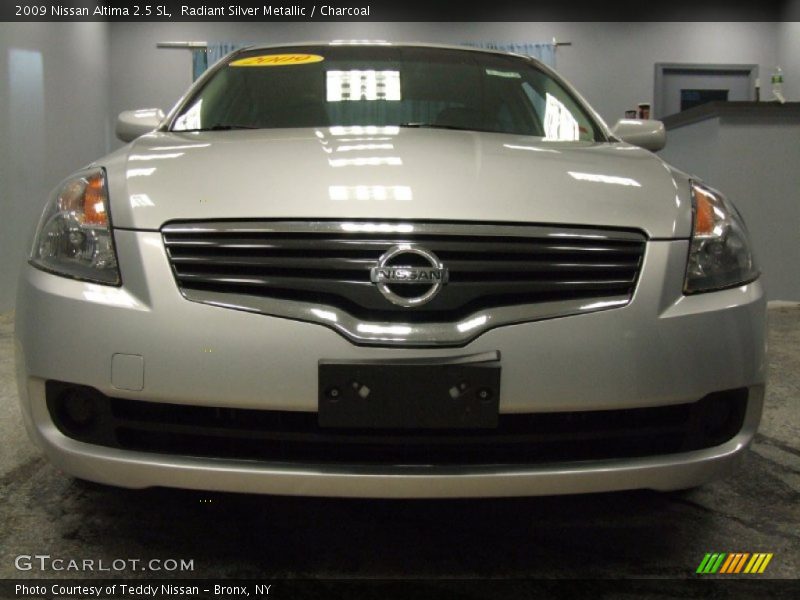 Radiant Silver Metallic / Charcoal 2009 Nissan Altima 2.5 SL
