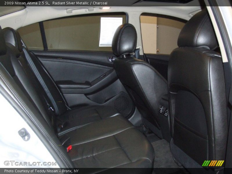 Radiant Silver Metallic / Charcoal 2009 Nissan Altima 2.5 SL