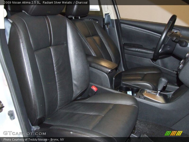 Radiant Silver Metallic / Charcoal 2009 Nissan Altima 2.5 SL