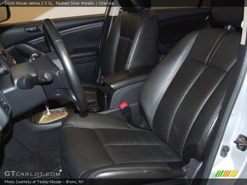 Radiant Silver Metallic / Charcoal 2009 Nissan Altima 2.5 SL