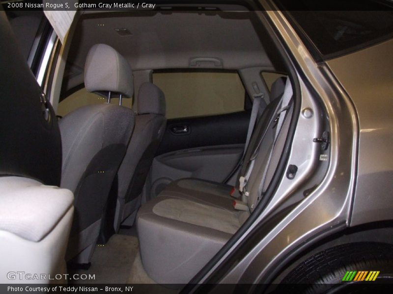 Gotham Gray Metallic / Gray 2008 Nissan Rogue S