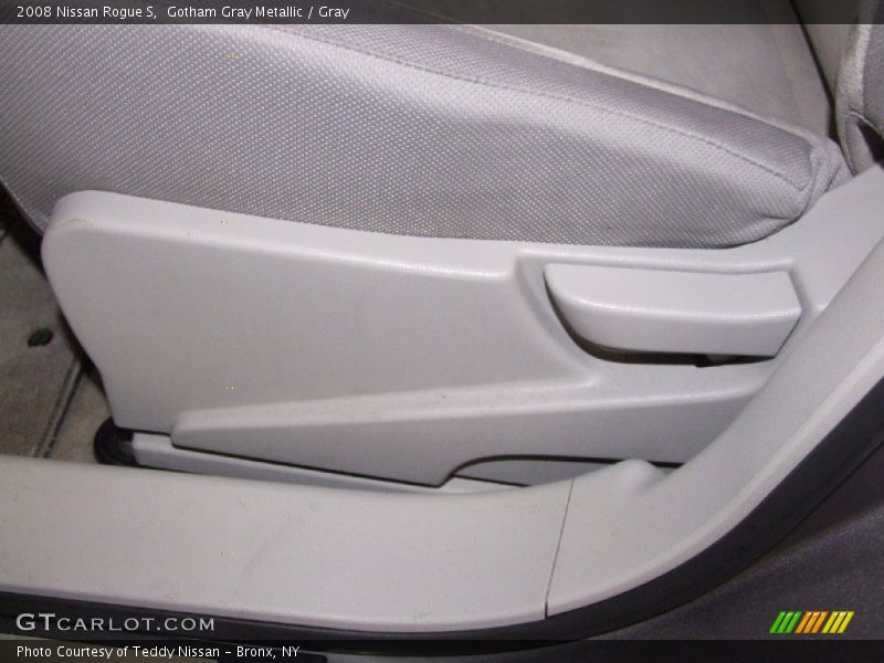 Gotham Gray Metallic / Gray 2008 Nissan Rogue S