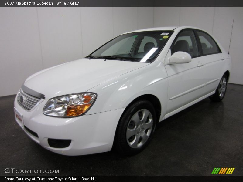 White / Gray 2007 Kia Spectra EX Sedan