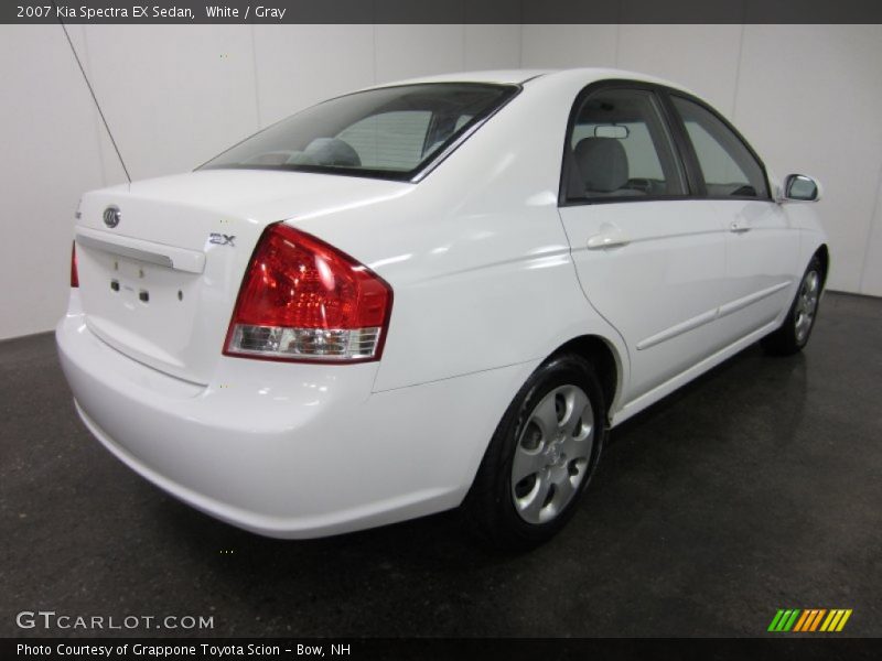 White / Gray 2007 Kia Spectra EX Sedan