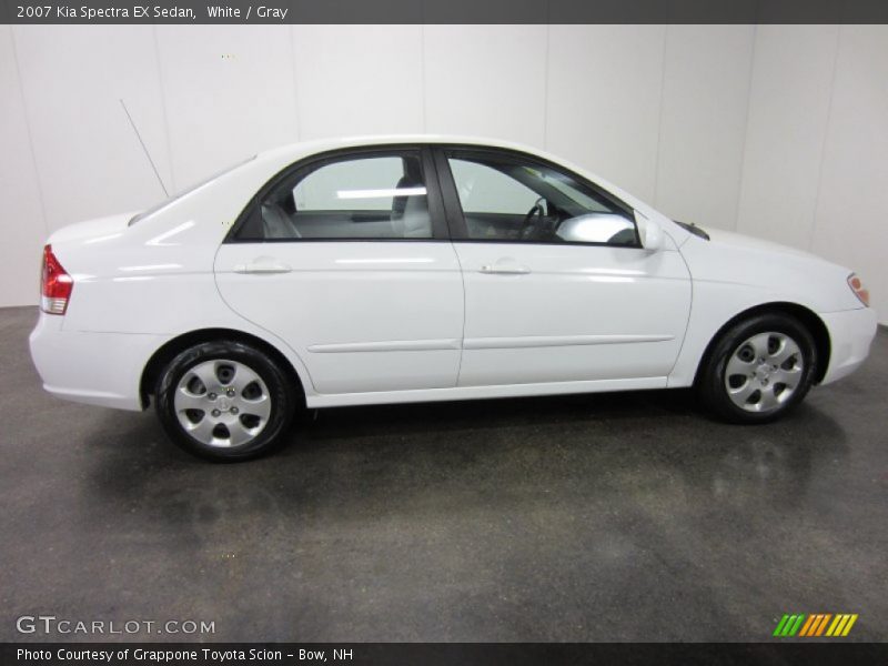 White / Gray 2007 Kia Spectra EX Sedan