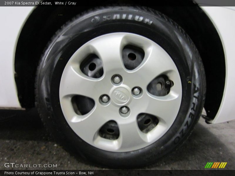 White / Gray 2007 Kia Spectra EX Sedan