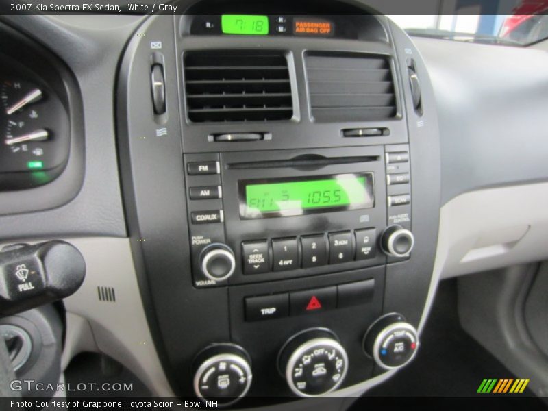 White / Gray 2007 Kia Spectra EX Sedan