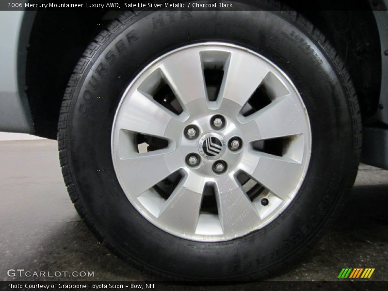 Satellite Silver Metallic / Charcoal Black 2006 Mercury Mountaineer Luxury AWD