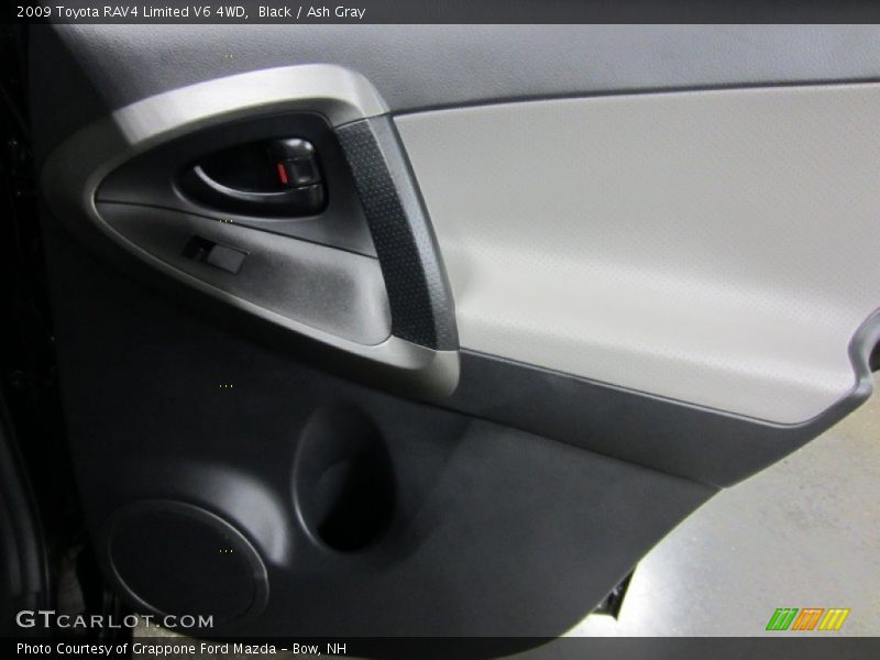 Black / Ash Gray 2009 Toyota RAV4 Limited V6 4WD