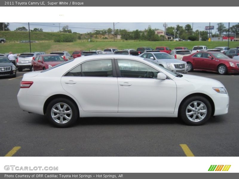 Super White / Bisque 2011 Toyota Camry LE