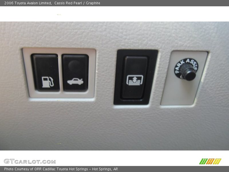 Cassis Red Pearl / Graphite 2006 Toyota Avalon Limited