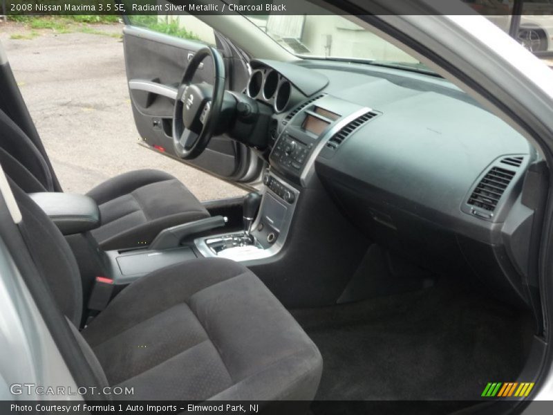 Radiant Silver Metallic / Charcoal Black 2008 Nissan Maxima 3.5 SE