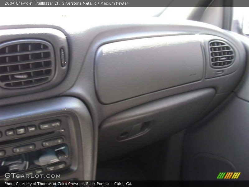 Silverstone Metallic / Medium Pewter 2004 Chevrolet TrailBlazer LT