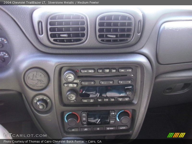 Silverstone Metallic / Medium Pewter 2004 Chevrolet TrailBlazer LT