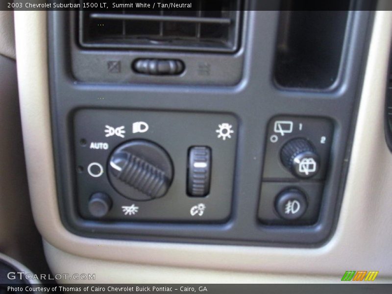 Controls of 2003 Suburban 1500 LT