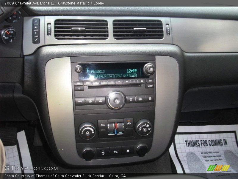 Graystone Metallic / Ebony 2009 Chevrolet Avalanche LS