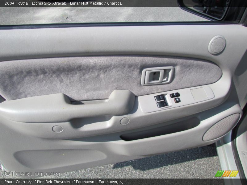 Lunar Mist Metallic / Charcoal 2004 Toyota Tacoma SR5 Xtracab